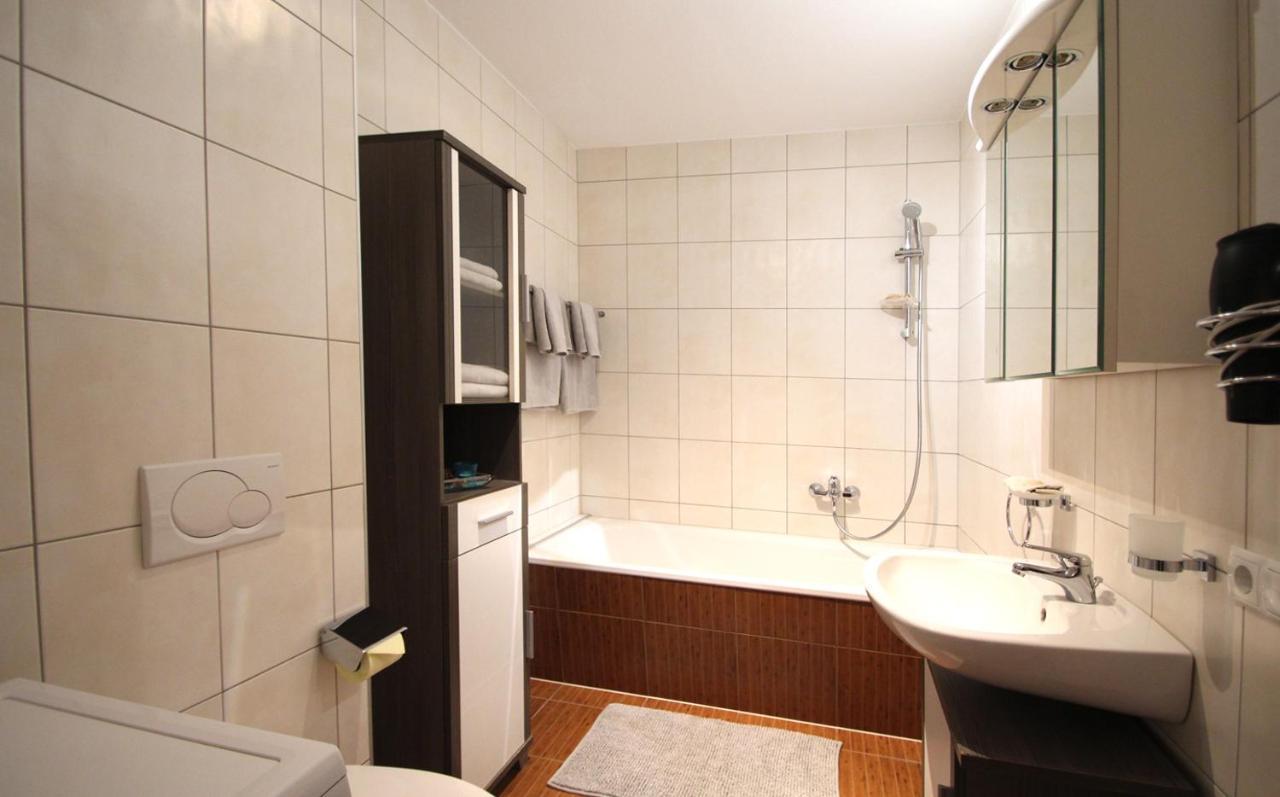 „Dahuam“ Appartement Imst Buitenkant foto